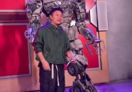 成毅吃瓜娱乐,从争议到热议，揭秘顶流小生的成长之路